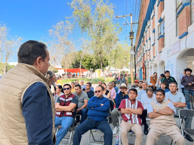 Alejandro Carvajal llama a enfrentar la inseguridad y trabajar en unidad en Amalucan