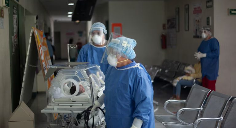 Al menos 13 niños mueren por contagio de Klebsiella oxytoca en hospitales del Estado de México