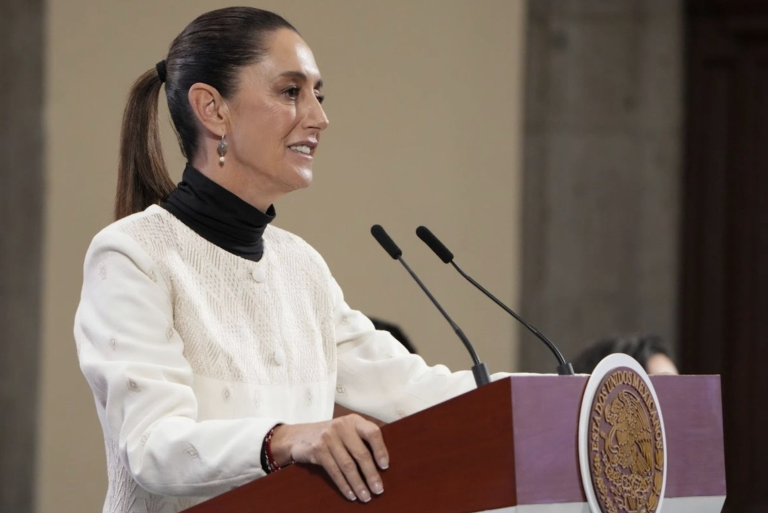 Sheinbaum defiende la soberanía y rechaza acusaciones de miedo al narco