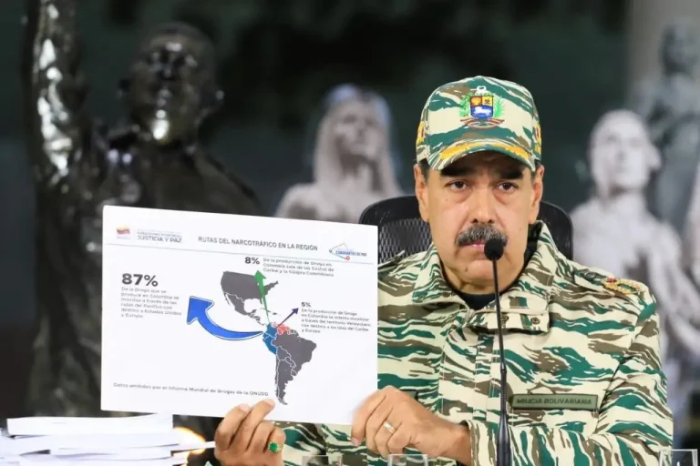 Maduro rechaza plan de cambio de régimen y activa milicias en Venezuela