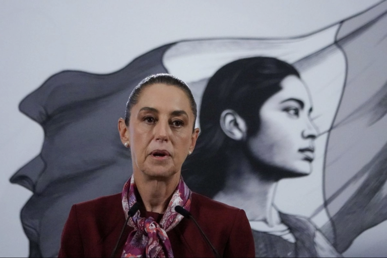 Sheinbaum defiende la nueva Ley de Amparo y rechaza críticas de Fitch Ratings y opositores