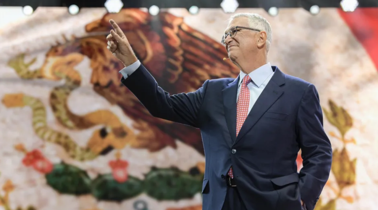 Sheinbaum desmiente acuerdo fiscal con Grupo Salinas