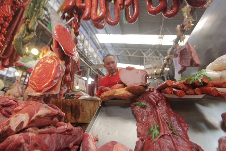 Canasta básica alcanza máximo histórico en México; en Huauchinango la tortilla llega a 50 pesos por kilo