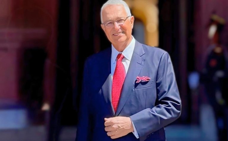 PAN abre posibilidad a candidatura presidencial de Ricardo Salinas Pliego