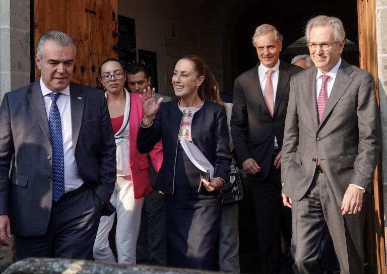 Empresarios respaldan a Sheinbaum y anuncian inversiones por 40 mil millones de dólares