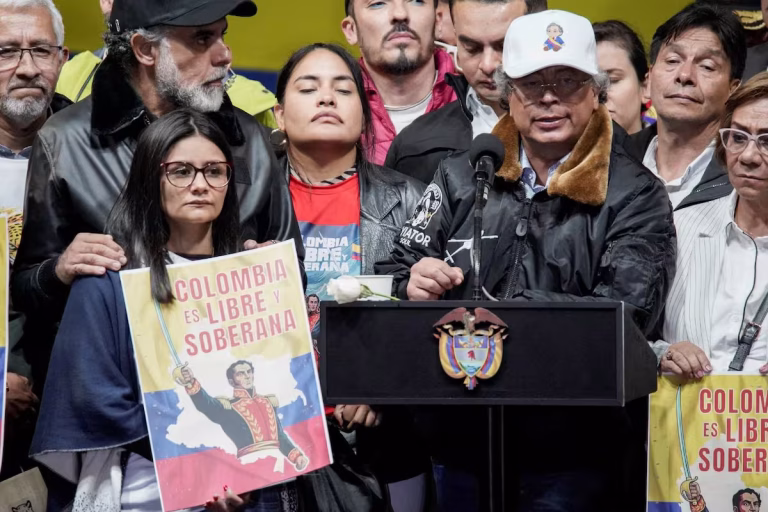 Petro anuncia visita a la Casa Blanca tras hablar con Trump