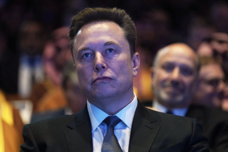 Justicia francesa allana oficinas de X y cita a declarar a Elon Musk por presuntas irregularidades en la plataforma