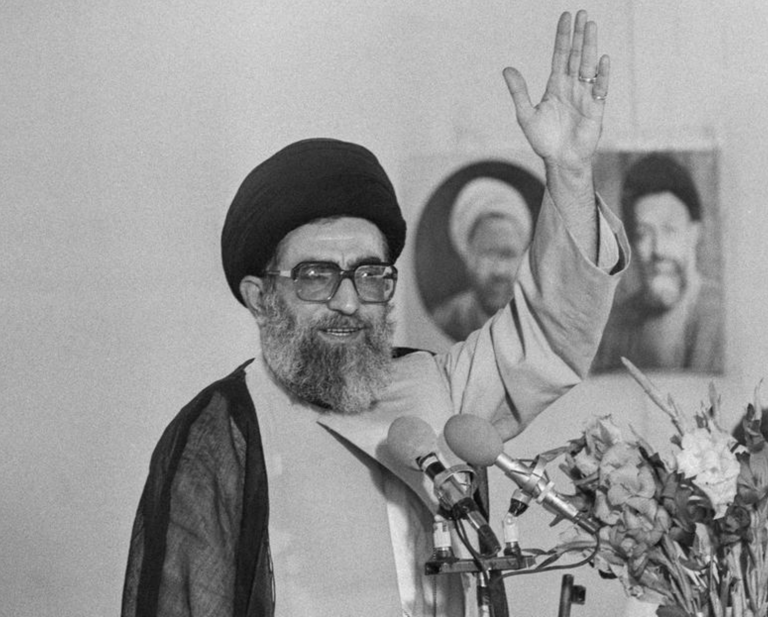 Irán decreta 40 días de luto tras la muerte del ayatola Alí Jamenei