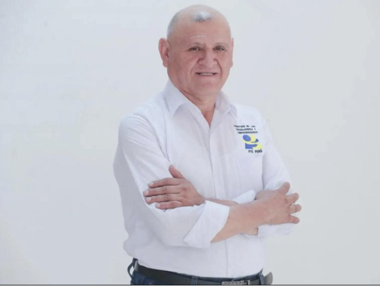 Muere candidato presidencial en accidente carretero en los Andes de Perú