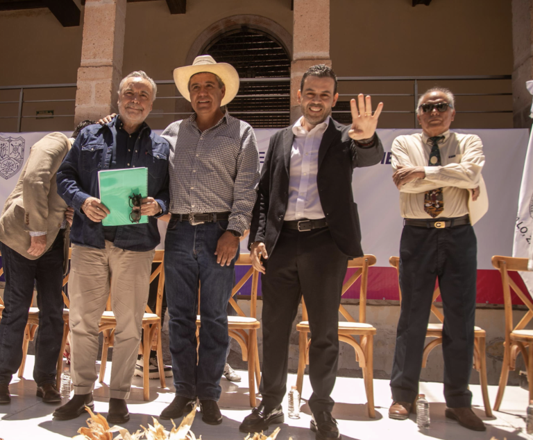 Presentan ruta integral para el desarrollo de Zacatecas en convención estatal